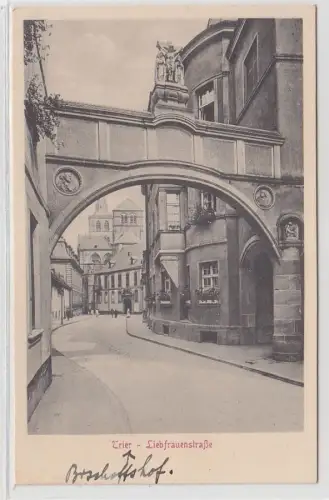 70309 Ak Trier Liebfrauenstrasse um 1930