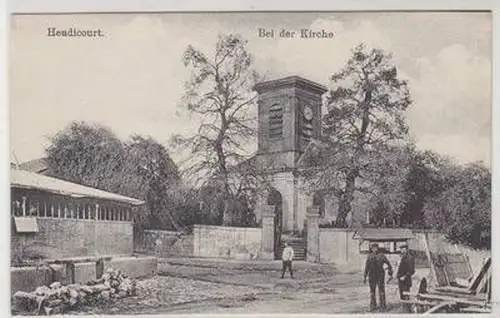44800 Ak Heudicourt Frankreich bei der Kirche 1.W um 1915