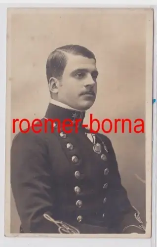86340 Foto Ak Soldat mit Militär-Jubiläumskreuz Österreich-Ungarn 1914