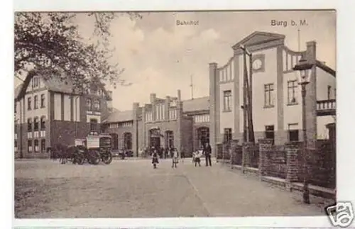 33136 Ak Burg bei Mageburg Bahnhof um 1920