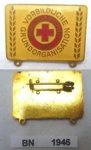DDR Abzeichen DRK vorbildliche Grundorganisation
