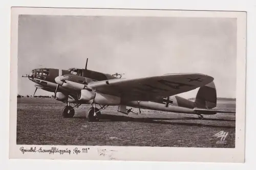80157 Foto Ak Heinkel Kampfflugzeug He 111 um 1940