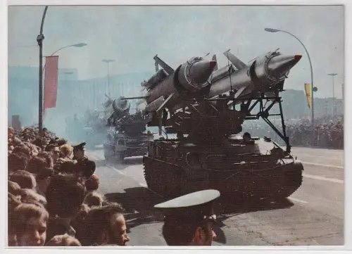 76083 AK Berlin - Ehrenparade der Nationalen Volksarmee am 1. Mai 1976