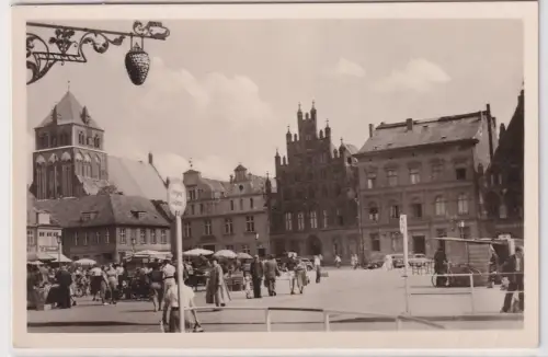 55663 Foto Ak Greifswald Platz der Freundschaft 1957