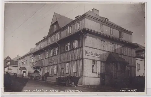 902825 AK Gottesgab (Boží Dar) Erzgebirge - Hotel Hieke + Fuhrwerk & Automobil