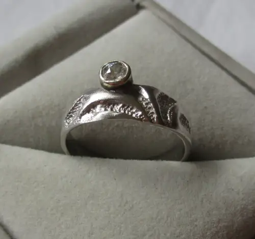 eleganter 925er Sterling Silber Ring mit farblosem Schmuckstein (101357)