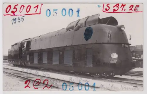 56186 Ak Deutsche Reichsbahn Schnellzuglok 05001 mit Olympiaringen auf Tender