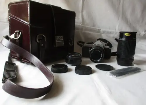 Asahi Pentax ME Super mit 50, 135 & 200mm PENTAX-M Objektiven SET (129486)