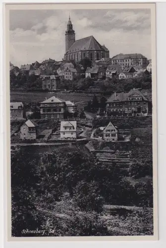 92358 Ak Schneeberg Sachsen Ansicht mit Kirche um 1930