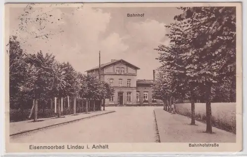 00174 Ak Eisenmoorbad Lindau in Anhalt Bahnhof und Bahnhofstraße 1930