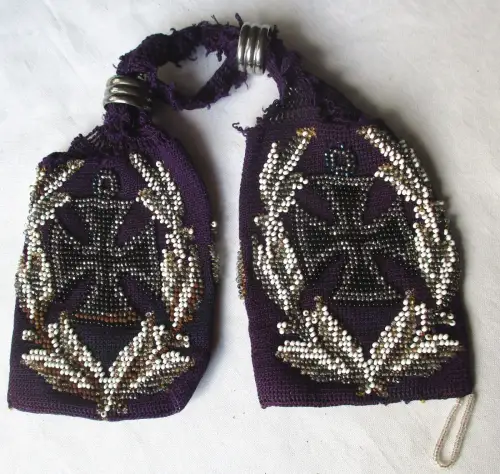 Geldkatze Sparstrumpf Perlenbeutel mit Eisernem Kreuz / Ritterkreuz (159903)