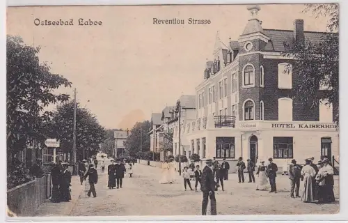 11449 Ak Ostseebad Laboe Reventlou Straße mit Hotel Kaiserhof 1913