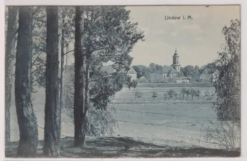 58364 Ak Linow i. M. - Totalansicht mit Kirche 1914