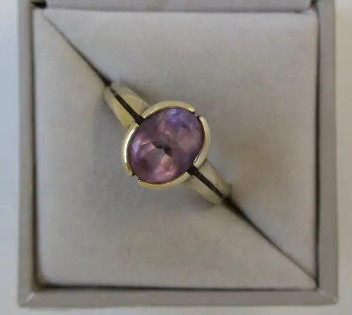 eleganter 333er Gold Damenring mit Amethyst (120912)