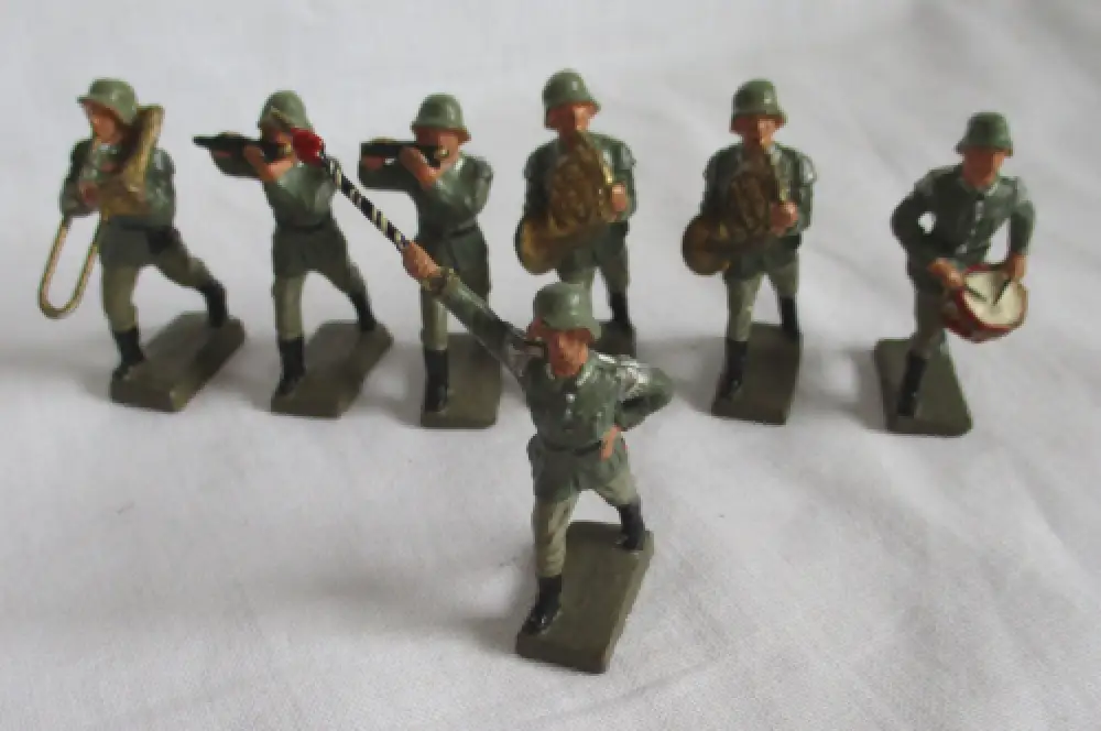 24 Lineol Figuren 4cm Reiter Musikanten Infanterie Luftwaffe (117197) 2