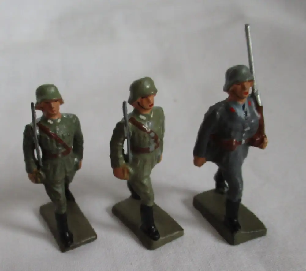 24 Lineol Figuren 4cm Reiter Musikanten Infanterie Luftwaffe (117197) 3