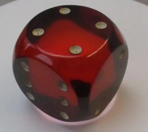 großer XXL Würfel Kunstharz Catalin Bakelit ca.3,45 cm 45,2 g. Rot (103508)