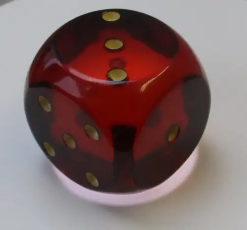 großer XXL Würfel Kunstharz Catalin Bakelit ca.3,45 cm 41,5 g. Rot (129385)