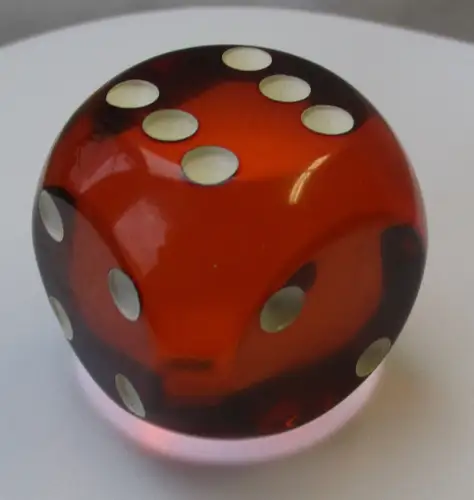 großer XXL Würfel Kunstharz Catalin Bakelit ca.3,45 cm 41,3 g Orange (110784)