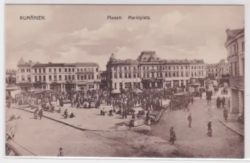 16731 Ak Ploesti Rumänien Marktplatz um 1940