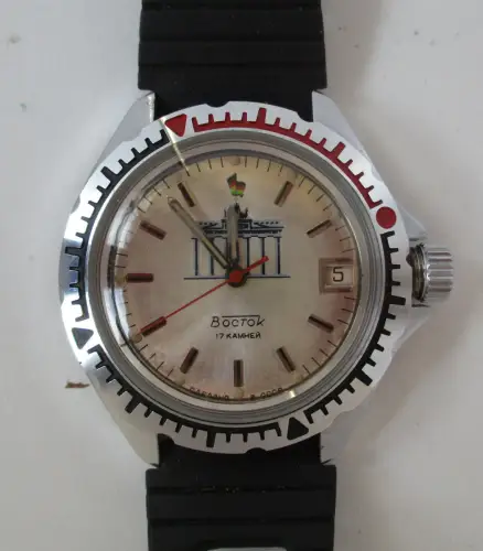 Vostock Boctok Armbanduhr Brandenburger Tor UdSSR Handaufzug (159743)