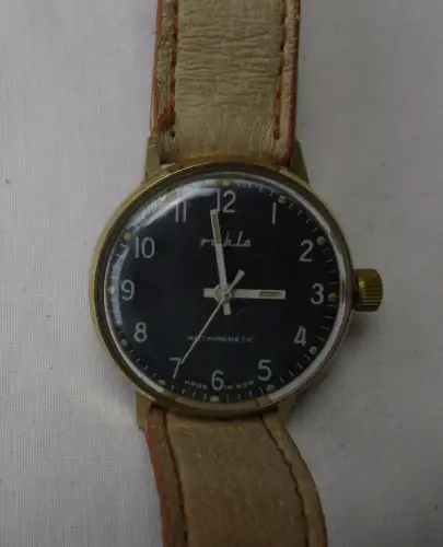 UMF Ruhla antimagnetic Armbanduhr Handaufzug 33 mm (157200)