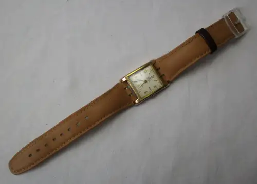 UMF Ruhla 15 rubis Armbanduhr Handaufzug UMF M33 Diva (155529)