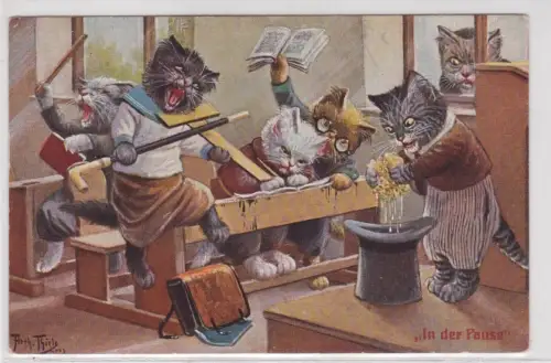 93909 Arthur Thiele Künstler Ak Katzen "In der Pause" 1917