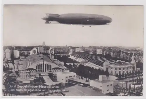 908161 Ak Berlin Luftschiff "Graf Zeppelin" über Messegelände am Kaiserdamm1929