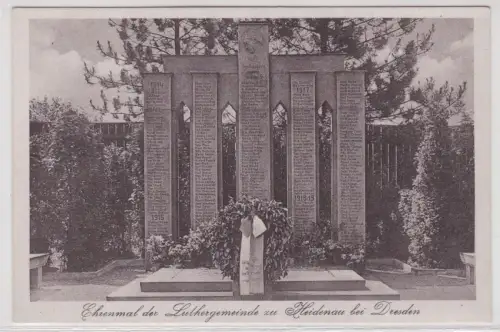 41991 AK Ehrenmal der Luthergemeinde zu Heidenau bei Dresden. um 1930