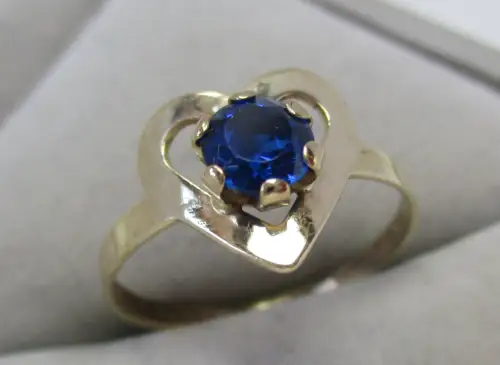 eleganter 333er Gold Ring mit blauem Spinell Edelstein Fischlandschmuck (163249)