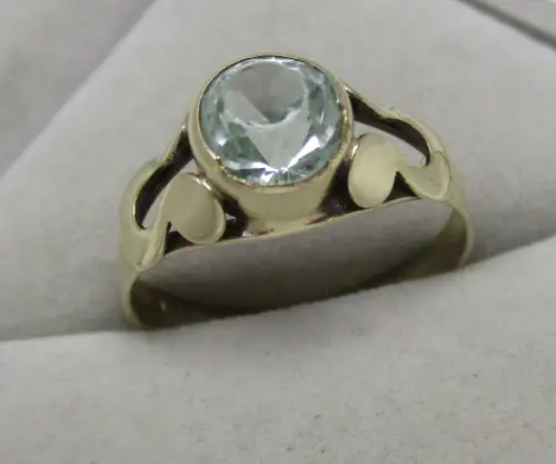 eleganter 333er Gold Ring mit blassblauem Spinell Edelstein (161872)