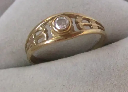eleganter Ring 333er Gold mit verzierter Ringschiene + Schmuckstein (100905)