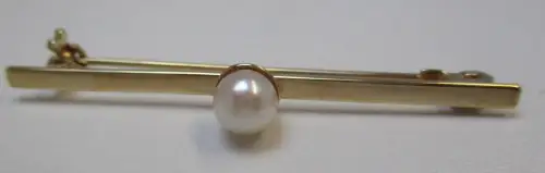 elegante 333er Gold Brosche Fischlandschmuck mit Perle (113889)