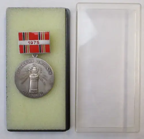 DDR Orden Ehrentitel Verdienter Bergmann 1975 Bartel 57g (140494)