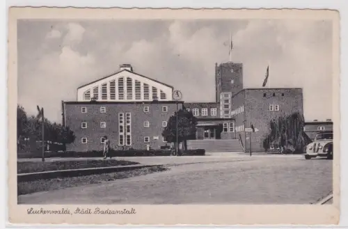 13879 Ak Luckenwalde, Städt. Badeanstalt. um 1920