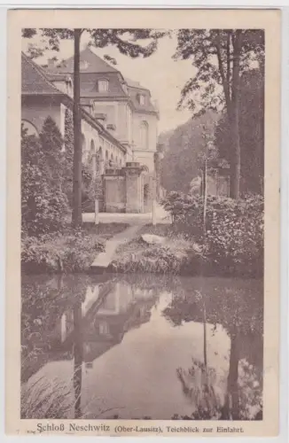 14793 Ak Schloß Neschwitz (Ober-Lausitz), Teichblick zur Einfahrt. 1934