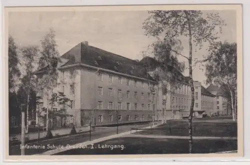903776 Ak Infanterie Schule Dresden. I. Lehrgang. 1942