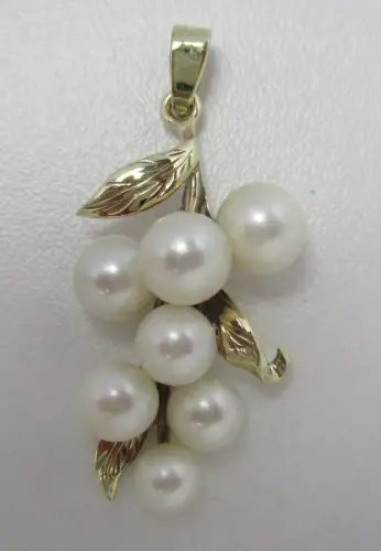 eleganter 333er Gold Kettenanhänger floraelr Ast mit Perlen (143807)