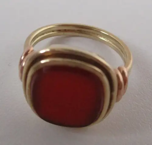eleganter 585er Gold Damen Ring Siegelring mit rotbraunem Lagenstein (164830)
