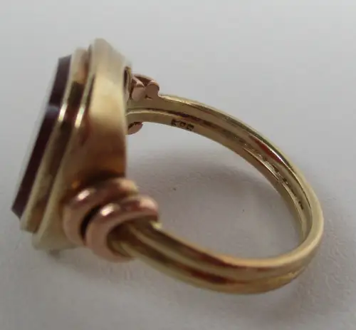 eleganter 585er Gold Damen Ring Siegelring mit rotbraunem Lagenstein (164830)