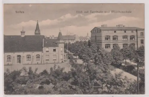 51686 Feldposr Ak Velten. Blick auf die Turnhalle und Mädchenschule. 1918