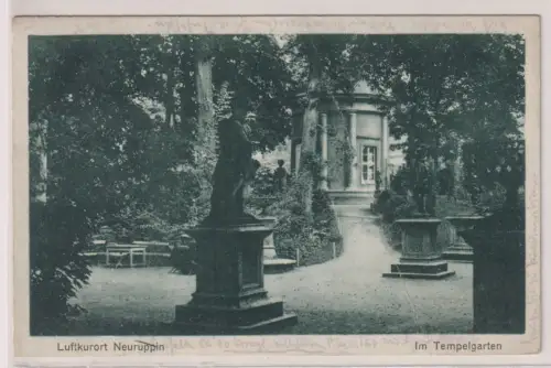 91058 Ak Luftkurort Neuruppin. Im Tempelgarten . 1929