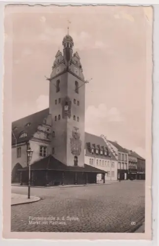 88545 Ak  Fürstenwalde a. d. Spree. Markt mit Rathaus. um 1930