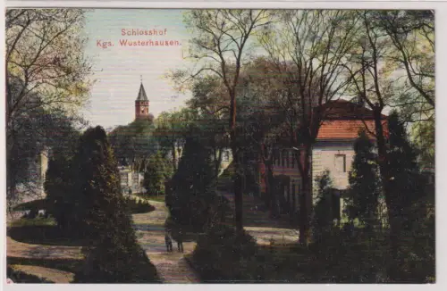 26501 Ak Schlosshof in Königs Wusterhausen. um 1930