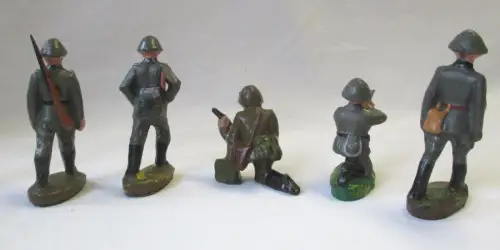 5x Masse Figur NVA KVP Soldaten in Uniform um 1950 (104326)