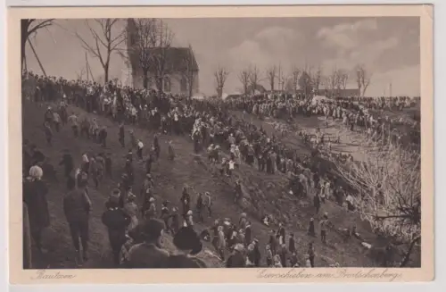 900284 Bautzen. Eierschieben am Proitschenbergs. um 1930