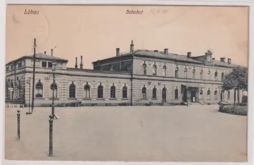 43267 Ak Löbau - Partie am Bahnhof 1914