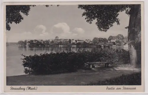 908498 Ak Strausberg (Mark). Partie am Straussee. 1944
