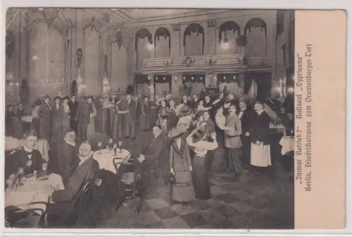 907679 Ak „Immer Betrieb !" Ballsaal,,Cyprienne" Berlin, Friedridistrasse.um1930